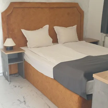 Priyateli - Friends Hotel 2*