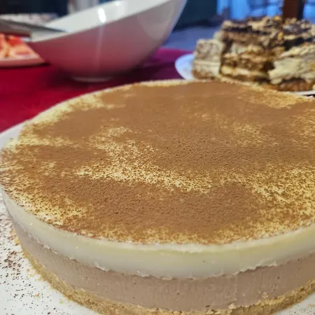 ホテル Priyateli - Friends