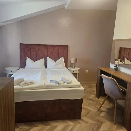 Hotel Priyateli - Friends Veliko Tŭrnovo