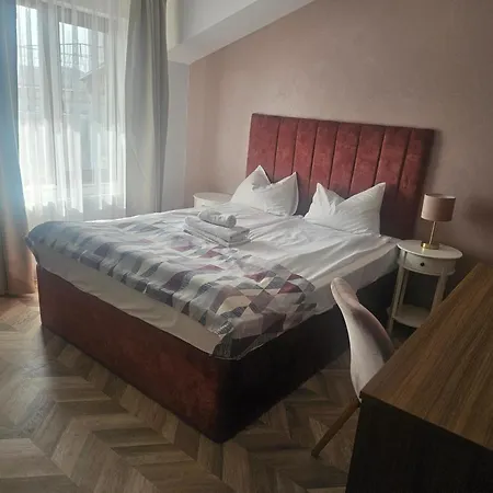 Otel Priyateli - Friends 2*