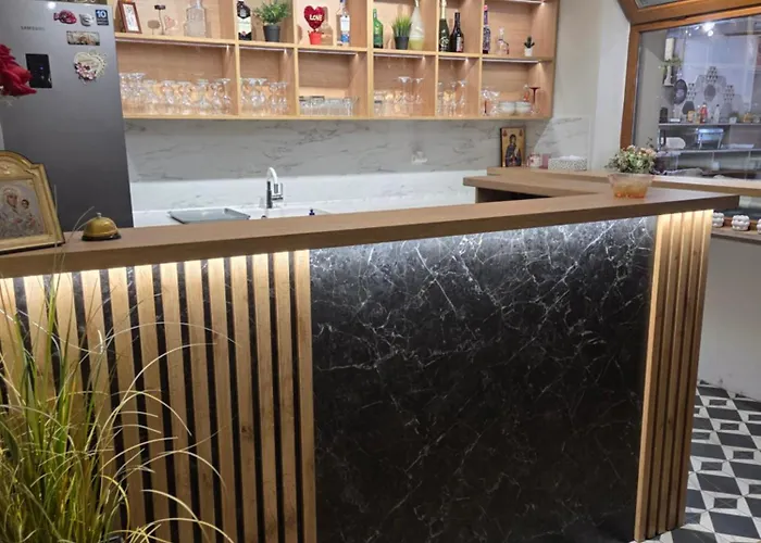 Priyateli - Friends וליקו טורנובו